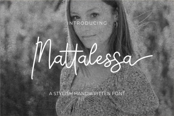 Mattalessa: A Flowing Script for Elegant Design